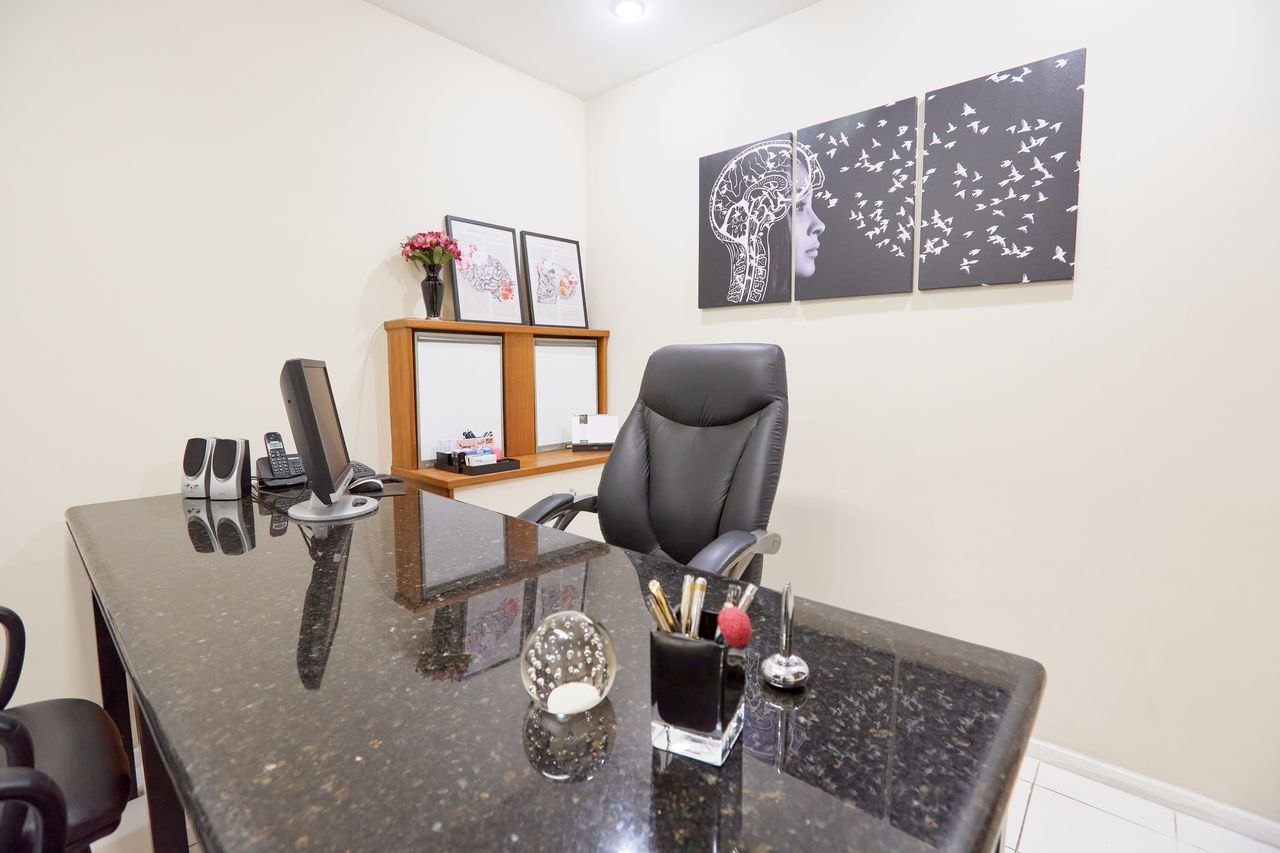 Mesa do consultório médico
